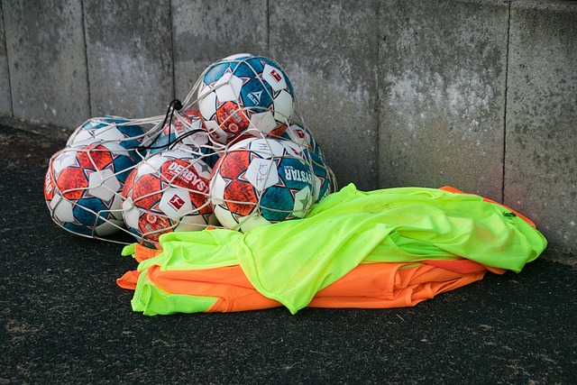 篮球火箭主力后卫被评为月最佳球员